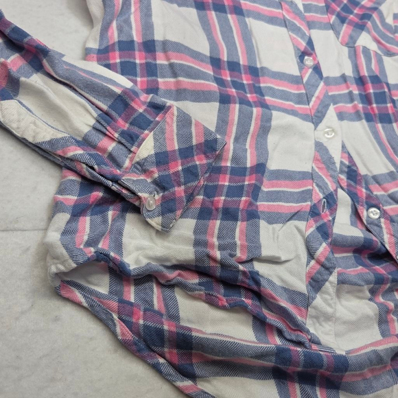 Women's Rails White Pink Blue Plaid Button Down Shirt M - Picture 2 of 10